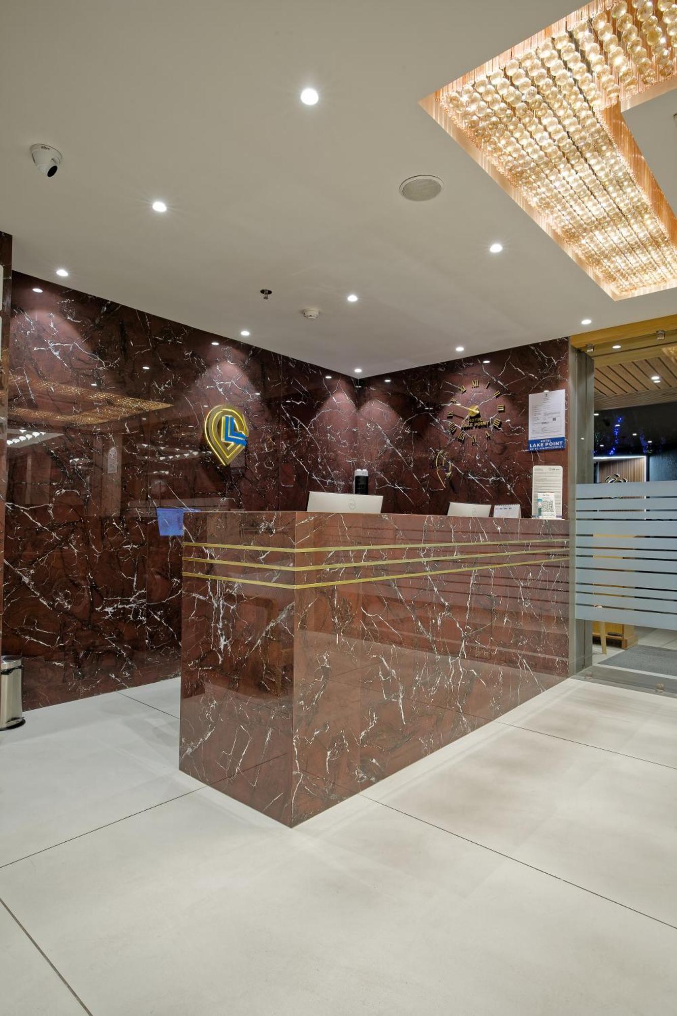 Hotel Lake Point Ahmedabad Exterior photo